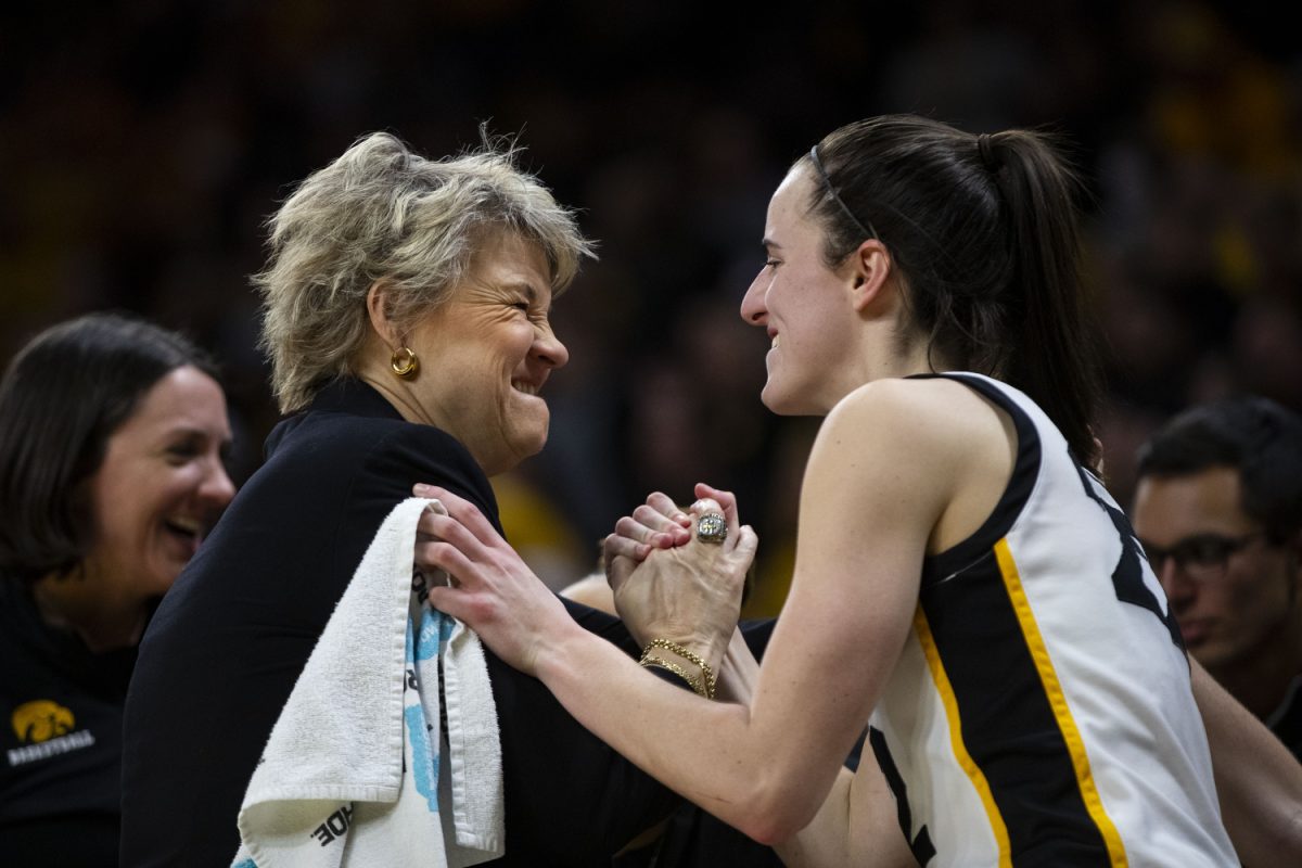 Sad news: Iowa Hawkeyes women's basketball Coac