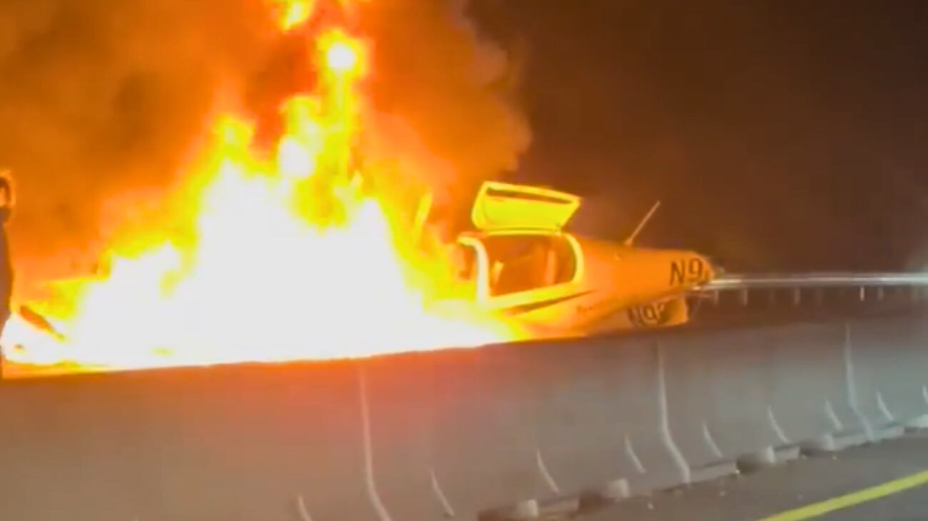 shocking newsPlane crashes and catches fire on I26 in Asheville...see